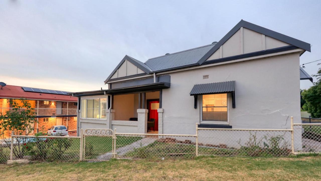 Canowindra Riverview Motel Exterior foto